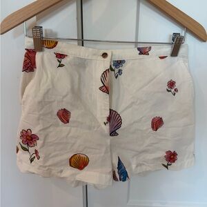 Ciao Lucia Cream Floral Seashell Women's Shorts